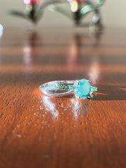 Natural Emerald Ring – Unique Infinity Ring