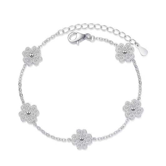 Diamond Five Clover Bracelet in Platinum