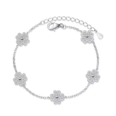 Moissanite Five Clover Bracelet in Platinum